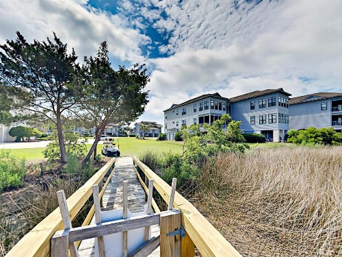 188 Inlet Point Drive Unit 22E Condo - image 11