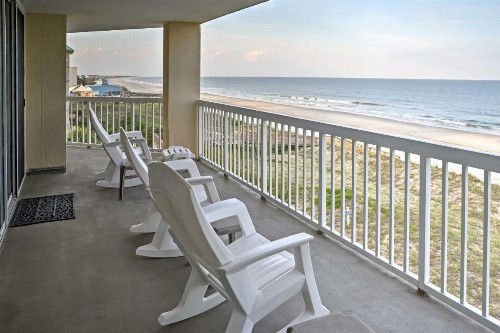 Oceanfront 3BR Litchfield by the Sea Cambridge 404