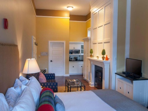 Inn at Diamond Cove - image 44