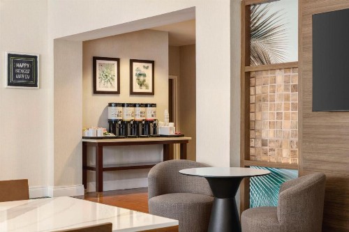 Hampton Inn Pembroke Pines - image 30