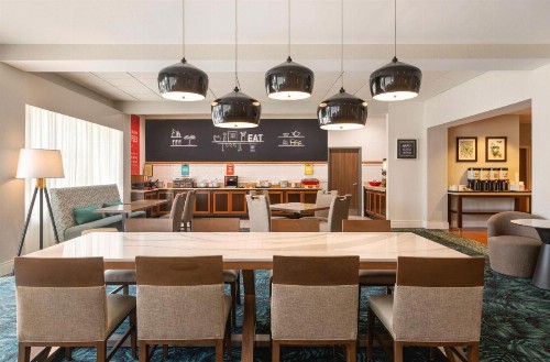 Hampton Inn Pembroke Pines - image 4