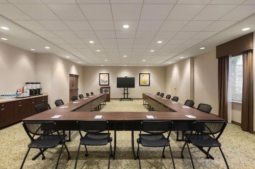 Hampton Inn Pembroke Pines - image 6
