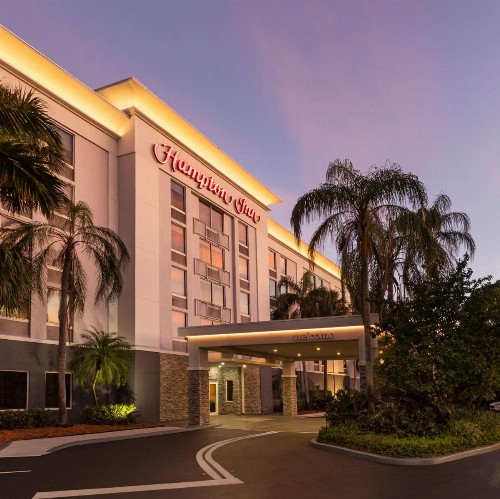 Hampton Inn Pembroke Pines - image 9