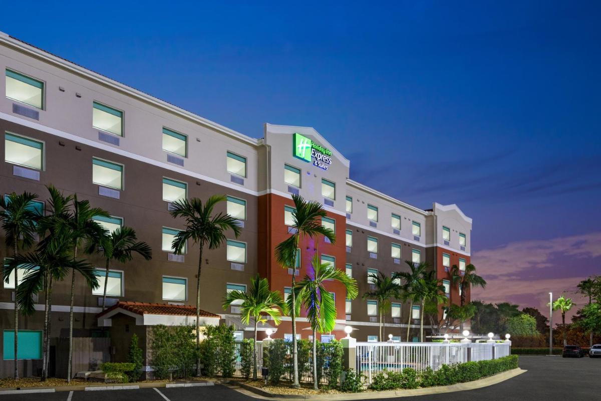 Holiday Inn Express Hotel & Suites Pembroke Pines Sheridan Street an IHG Hotel - main image
