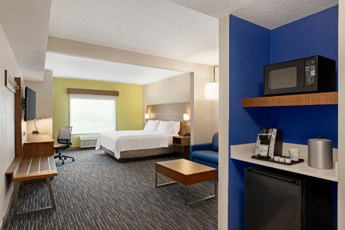 Holiday Inn Express Hotel & Suites Pembroke Pines Sheridan Street an IHG Hotel - image 29