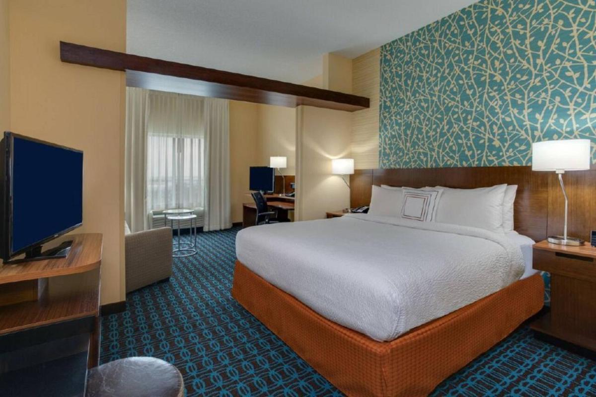 Fairfield Inn & Suites by Marriott Fort Lauderdale Pembroke Pines - image 4