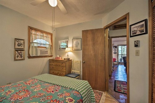 Charming Hendersonville Cottage with Porches and Views! - image 10