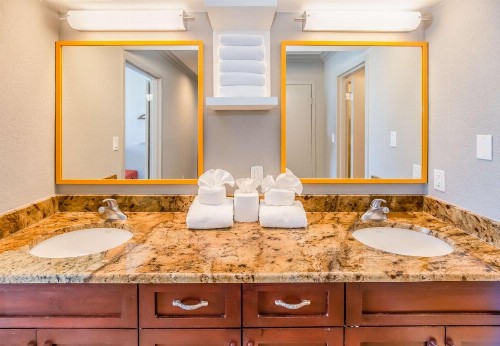 Hampton Inn Pensacola Beach - image 23