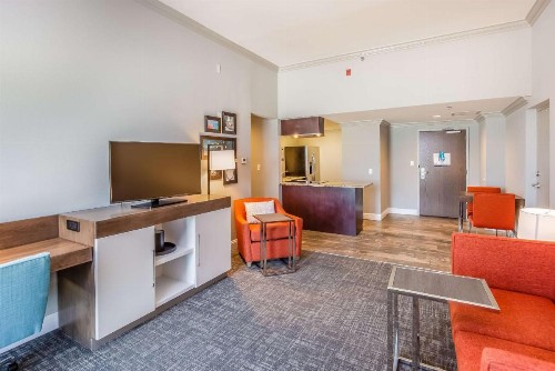 Hampton Inn Pensacola Beach - image 24