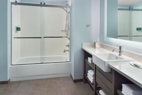 SpringHill Suites by Marriott Pensacola Beach - image 22