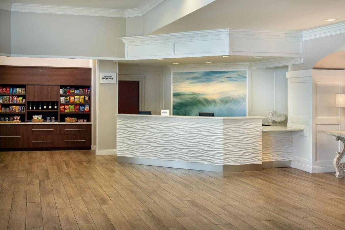 SpringHill Suites by Marriott Pensacola Beach - image 3