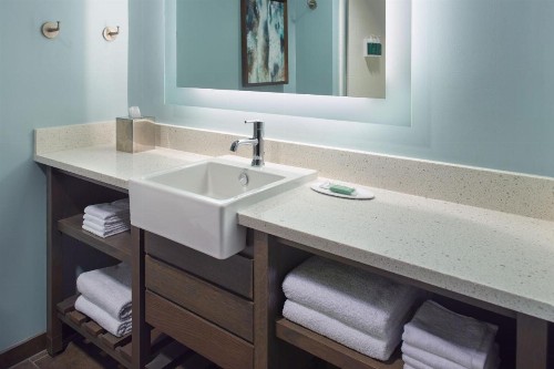 SpringHill Suites by Marriott Pensacola Beach - image 5
