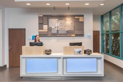 Holiday Inn Express Pensacola Beach an IHG Hotel - image 27