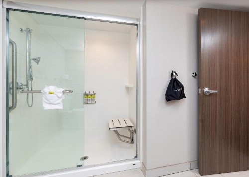 Holiday Inn Express Pensacola Beach an IHG Hotel - image 33