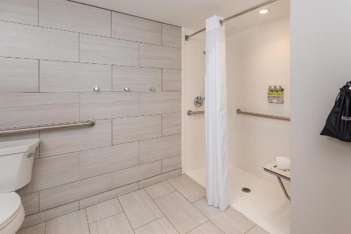 Holiday Inn Express Pensacola Beach an IHG Hotel - image 34