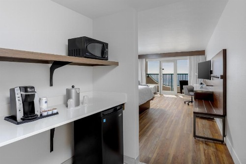 Holiday Inn Express Pensacola Beach an IHG Hotel - image 39