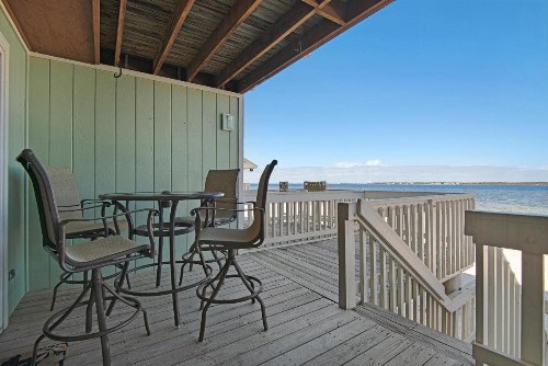 White Sands Bay Front Pensacola Condo - image 1