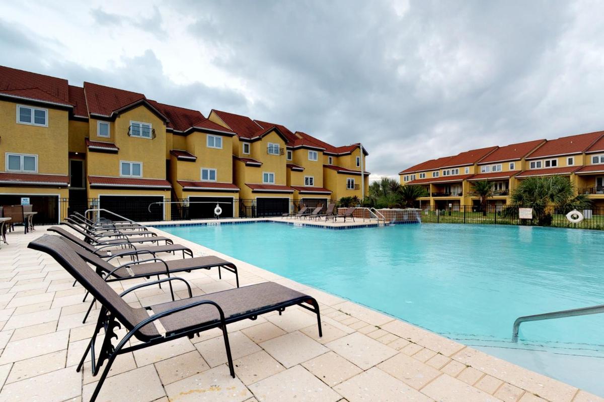 Pensacola Beach Condos - image 5