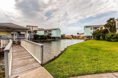 Renovated Pensacola Beach Condo with Community Pool! - image 6