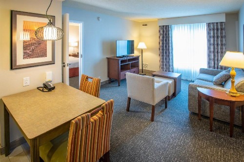 Homewood Suites by Hilton Pensacola Airport-Cordova Mall - image 10
