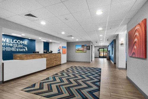 Hampton Inn & Suites Pensacola I-10 N at University Town Plaza - image 26