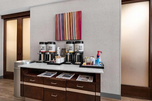 Hampton Inn & Suites Pensacola I-10 N at University Town Plaza - image 39