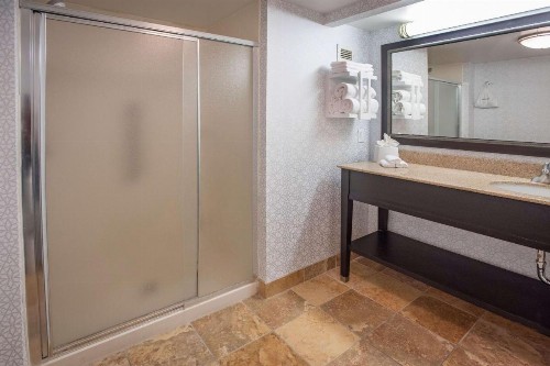 Hampton Inn Pensacola-Airport - image 27