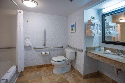 Hampton Inn Pensacola-Airport - image 6