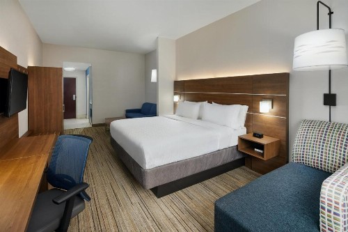 Holiday Inn Express Hotel & Suites Pensacola-West Navy Base an IHG Hotel - image 21