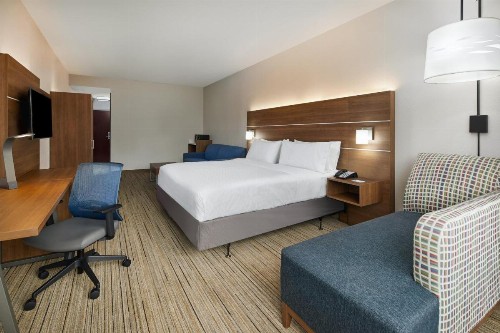 Holiday Inn Express Hotel & Suites Pensacola-West Navy Base an IHG Hotel - image 39