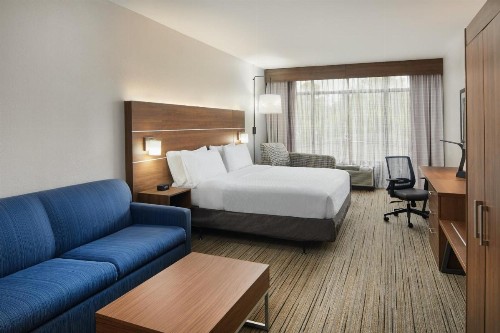 Holiday Inn Express Hotel & Suites Pensacola-West Navy Base an IHG Hotel - image 7