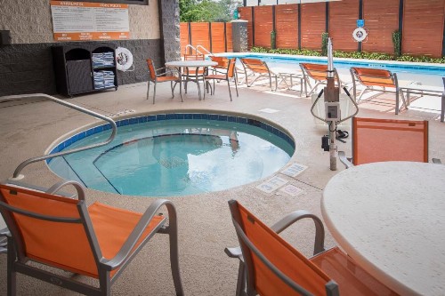 Holiday Inn Pensacola - University Area an IHG Hotel - image 18