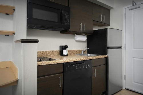 TownePlace Suites Pensacola - image 16