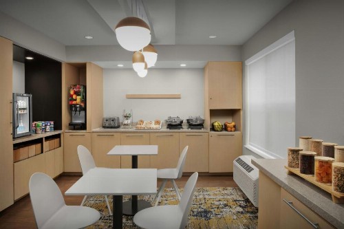 TownePlace Suites Pensacola - image 3