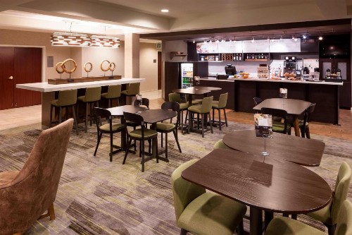 Courtyard by Marriott Pensacola - image 15