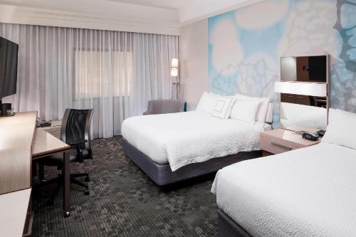 Courtyard by Marriott Pensacola - image 20
