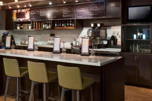 Courtyard by Marriott Pensacola - image 23