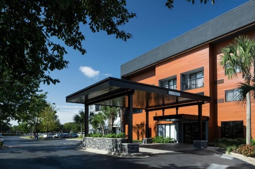 Courtyard by Marriott Pensacola - image 32