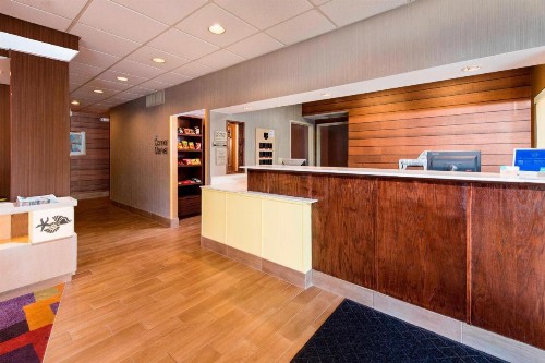 Fairfield Inn by Marriott Pensacola I-10 - image 12