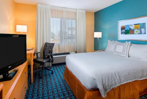 Fairfield Inn by Marriott Pensacola I-10 - image 5
