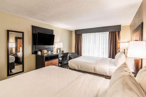 Clarion Inn - image 4
