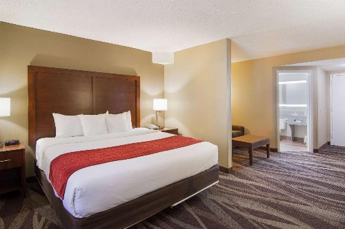 Comfort Inn Pensacola - University Area - image 36