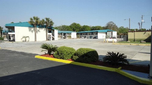 Western Inn - Pensacola - image 2