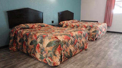 Western Inn - Pensacola - image 6