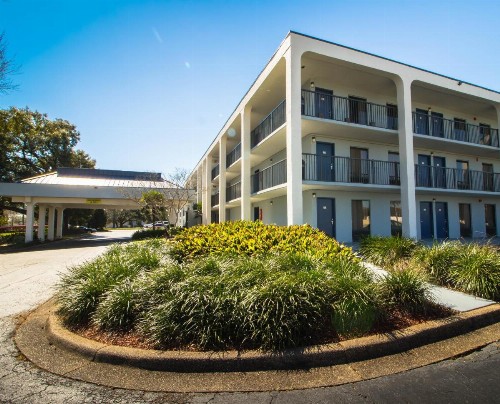 Sweet Dream Inn - University Park - image 11