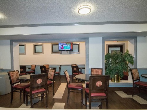 Sweet Dream Inn - University Park - image 16