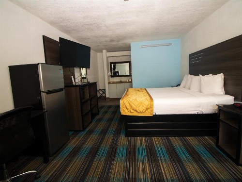 Sweet Dream Inn - University Park - image 20