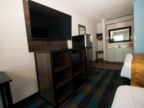 Sweet Dream Inn - University Park - image 3