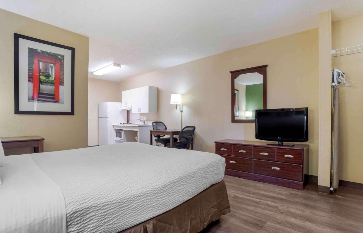 Extended Stay America Suites - Pensacola - University Mall - image 3