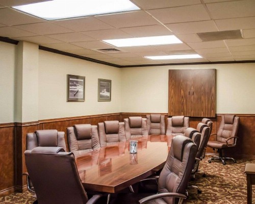 Quality Inn & Suites Pensacola Bayview - image 10